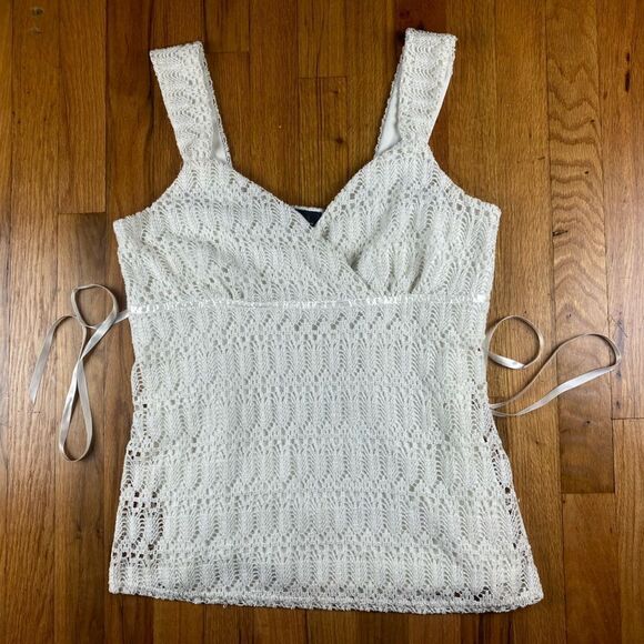 AB Studio Large White Y2K Tank - Picture 2 of 8